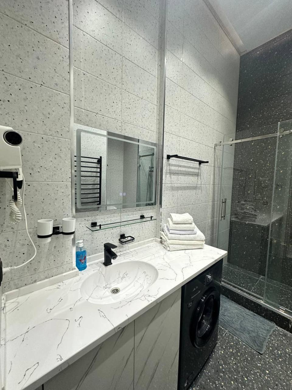 Бульвар Ташкент Сити Apartamento Exterior foto