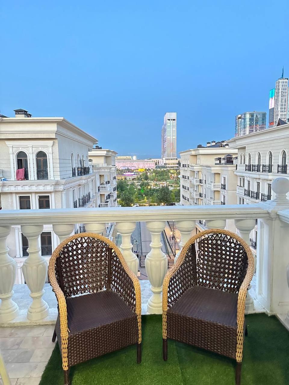 Бульвар Ташкент Сити Apartamento Exterior foto